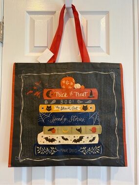 Homegoods/ TJ Maxx Halloween Books Reusable Tote Bag 🎃📚🦇🛍️